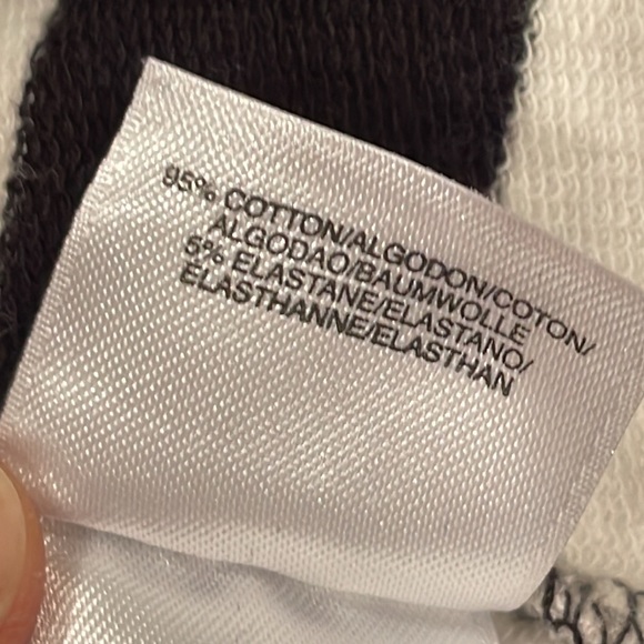 Jones New York top, black/white striped, cotton blend, 1X - Picture 7 of 9